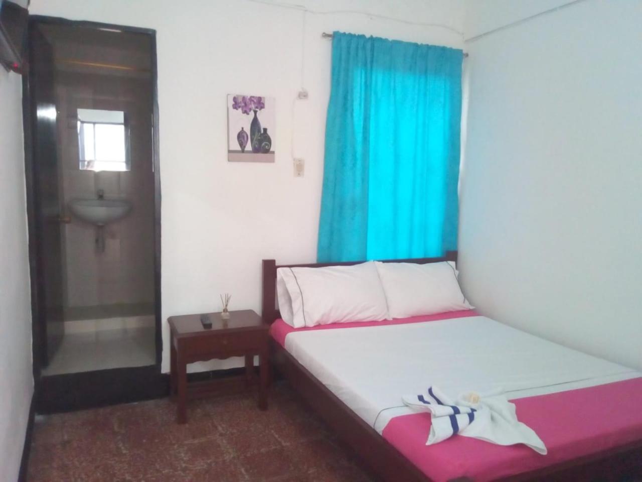 Hotel Nuevo Astoria Неива Екстериор снимка
