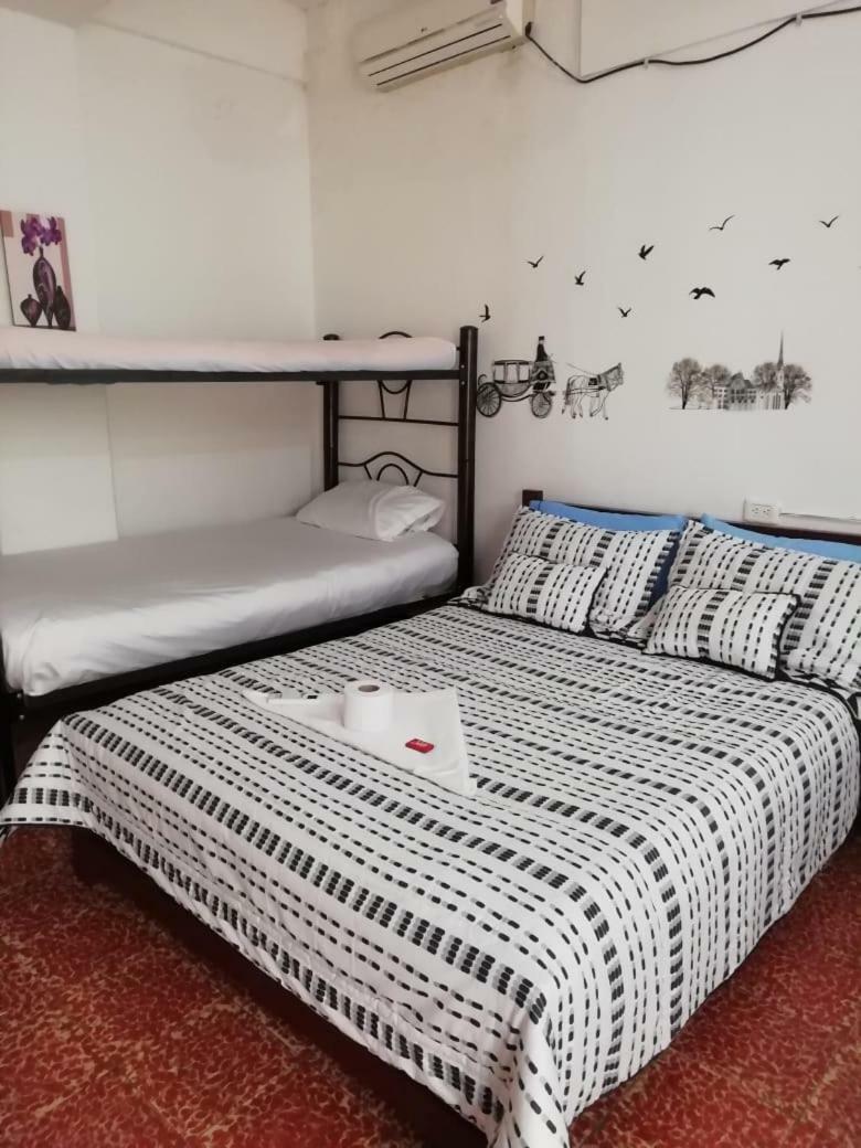 Hotel Nuevo Astoria Неива Екстериор снимка