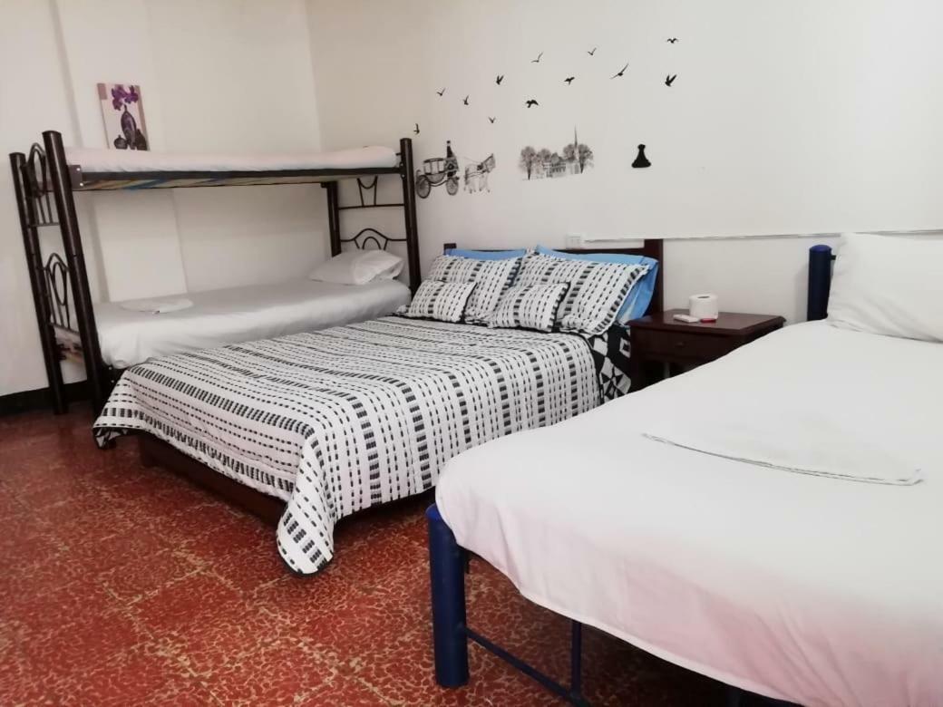 Hotel Nuevo Astoria Неива Екстериор снимка