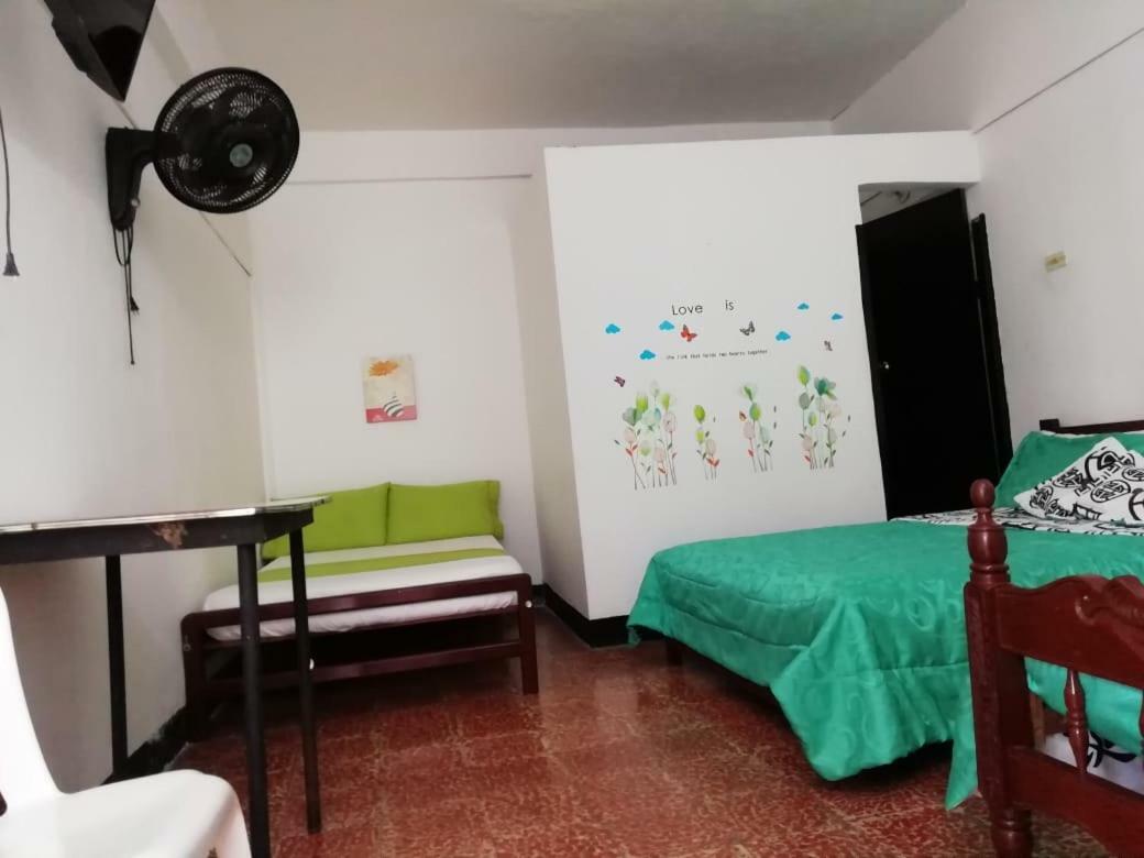 Hotel Nuevo Astoria Неива Екстериор снимка